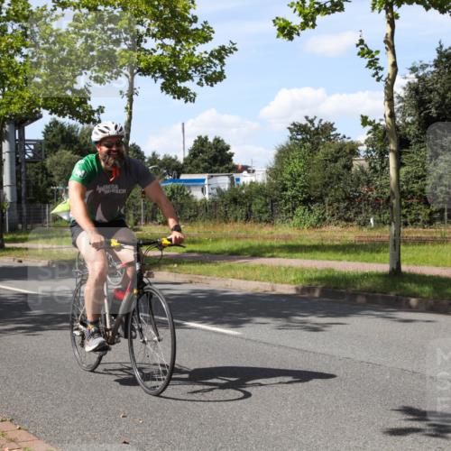 10.08.2025 - GEWOBA Citytriathlon Bremen Yannick Fuchs http://msf.ph/oto/8544266 10.08.2025 14:48:28 Radfahren 189, 196, 457 meine-sportfotos.de