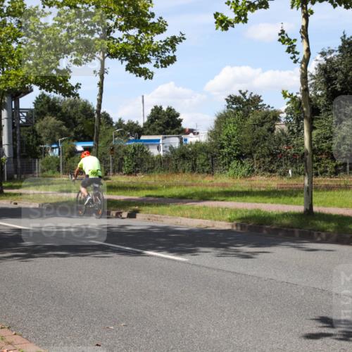 10.08.2025 - GEWOBA Citytriathlon Bremen Yannick Fuchs http://msf.ph/oto/8544313 10.08.2025 14:48:49 Radfahren 179, 181, 276, 365, 389, 426, 487 meine-sportfotos.de