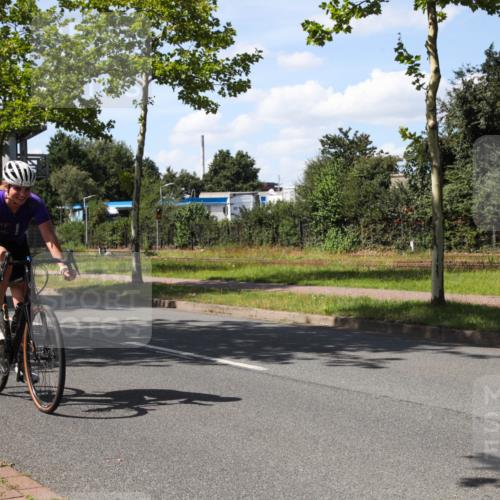 10.08.2025 - GEWOBA Citytriathlon Bremen Yannick Fuchs http://msf.ph/oto/8544676 10.08.2025 14:52:59 Radfahren 376, 378, 385, 463, 510 meine-sportfotos.de