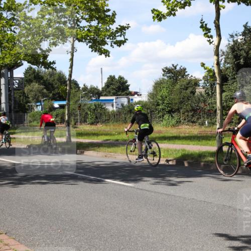 10.08.2025 - GEWOBA Citytriathlon Bremen Yannick Fuchs http://msf.ph/oto/8544706 10.08.2025 14:53:11 Radfahren 188, 376, 385, 463 meine-sportfotos.de