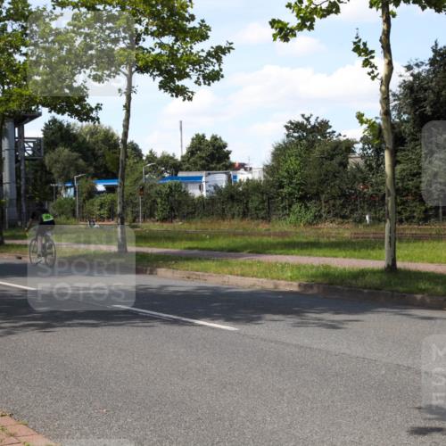 10.08.2025 - GEWOBA Citytriathlon Bremen Yannick Fuchs http://msf.ph/oto/8544774 10.08.2025 14:54:04 Radfahren 300, 345, 362, 433, 434, 473, 485, 508, 519 meine-sportfotos.de