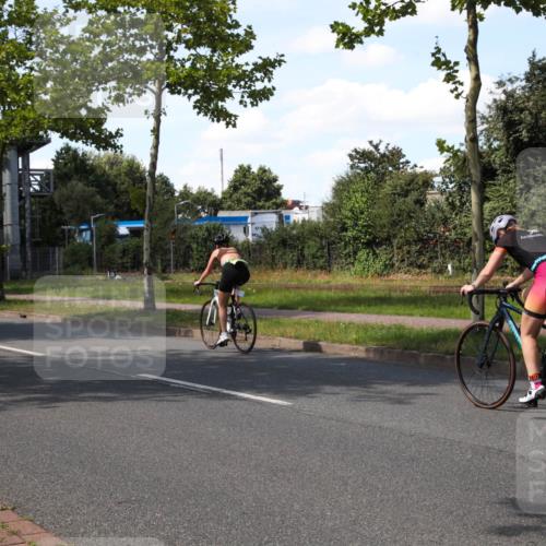 10.08.2025 - GEWOBA Citytriathlon Bremen Yannick Fuchs http://msf.ph/oto/8544795 10.08.2025 14:54:12 Radfahren 206, 324, 345, 362, 433, 434, 454, 473, 475, 485, 508, 519 meine-sportfotos.de