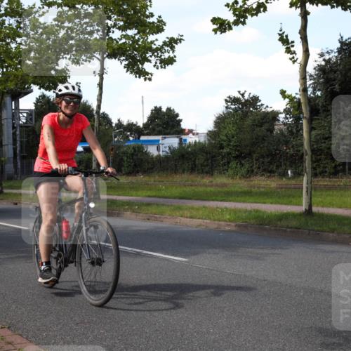 10.08.2025 - GEWOBA Citytriathlon Bremen Yannick Fuchs http://msf.ph/oto/8544815 10.08.2025 14:54:23 Radfahren 206, 316, 324, 362, 387, 393, 433, 454, 475, 489, 507, 508, 514 meine-sportfotos.de