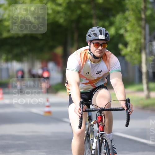 10.08.2025 - GEWOBA Citytriathlon Bremen Yannick Fuchs http://msf.ph/oto/8544838 10.08.2025 12:55:50 Radfahren 636, 658, 729, 765, 779, 804, 843, 880, 883, 890, 896 meine-sportfotos.de
