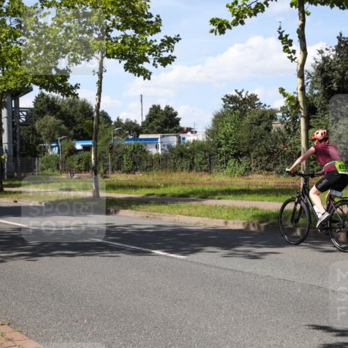 10.08.2025 - GEWOBA Citytriathlon Bremen Yannick Fuchs http://msf.ph/oto/8544924 10.08.2025 14:56:32 Radfahren 392 meine-sportfotos.de
