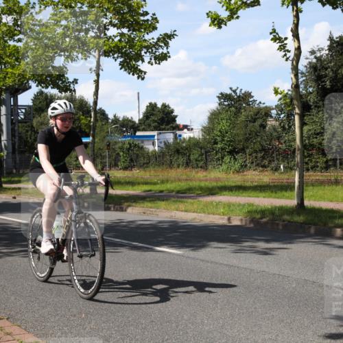 10.08.2025 - GEWOBA Citytriathlon Bremen Yannick Fuchs http://msf.ph/oto/8545013 10.08.2025 14:59:49 Radfahren 380 meine-sportfotos.de