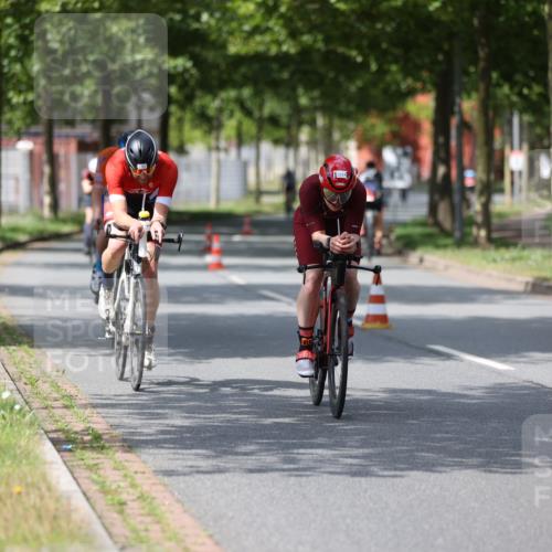 10.08.2025 - GEWOBA Citytriathlon Bremen Yannick Fuchs http://msf.ph/oto/8545236 10.08.2025 12:56:53 Radfahren 559, 597, 672, 755, 815, 830, 879, 913, 1014 meine-sportfotos.de