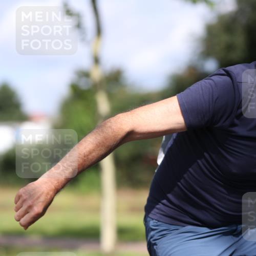 10.08.2025 - GEWOBA Citytriathlon Bremen Yannick Fuchs http://msf.ph/oto/8545528 10.08.2025 11:12:02 Radfahren  meine-sportfotos.de