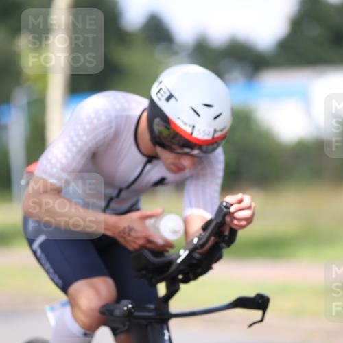 10.08.2025 - GEWOBA Citytriathlon Bremen Yannick Fuchs http://msf.ph/oto/8545543 10.08.2025 11:52:40 Radfahren 554 meine-sportfotos.de