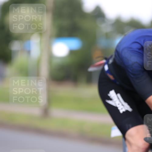 10.08.2025 - GEWOBA Citytriathlon Bremen Yannick Fuchs http://msf.ph/oto/8545647 10.08.2025 11:59:01 Radfahren 612 meine-sportfotos.de