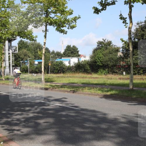 10.08.2025 - GEWOBA Citytriathlon Bremen Yannick Fuchs http://msf.ph/oto/8545710 10.08.2025 10:34:30 Radfahren 213, 358, 456, 500 meine-sportfotos.de