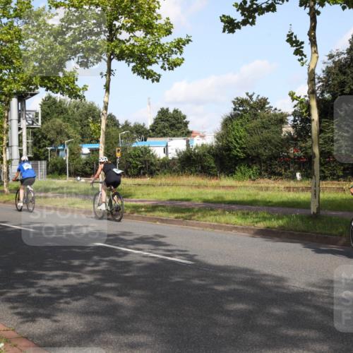 10.08.2025 - GEWOBA Citytriathlon Bremen Yannick Fuchs http://msf.ph/oto/8546196 10.08.2025 10:38:42 Radfahren 31, 63, 119, 163, 211, 429, 443, 475, 506, 513 meine-sportfotos.de