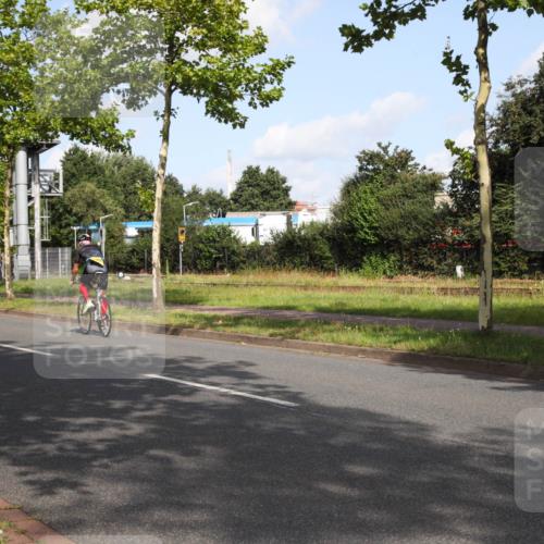 10.08.2025 - GEWOBA Citytriathlon Bremen Yannick Fuchs http://msf.ph/oto/8546200 10.08.2025 10:38:43 Radfahren 31, 63, 119, 163, 211, 429, 443, 475, 506, 513 meine-sportfotos.de