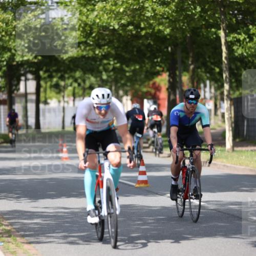 10.08.2025 - GEWOBA Citytriathlon Bremen Yannick Fuchs http://msf.ph/oto/8546492 10.08.2025 12:07:47 Radfahren 559, 609, 646, 660, 693, 696, 698, 705, 706, 721, 723, 740, 879 meine-sportfotos.de