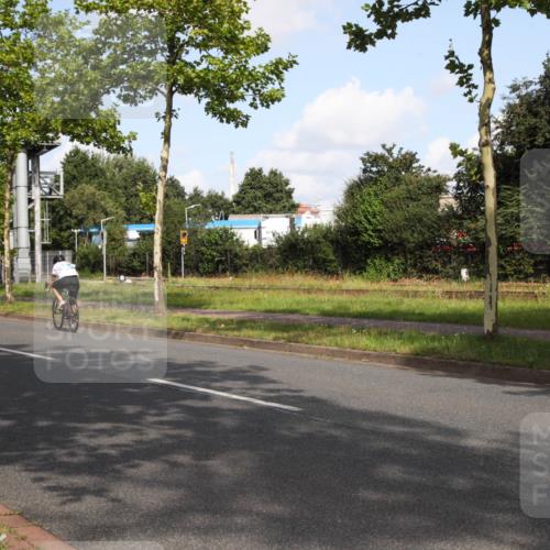 10.08.2025 - GEWOBA Citytriathlon Bremen Yannick Fuchs http://msf.ph/oto/8546595 10.08.2025 10:40:56 Radfahren 37, 67, 73, 139, 141, 153, 203, 237, 369, 431 meine-sportfotos.de