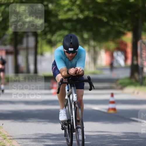 10.08.2025 - GEWOBA Citytriathlon Bremen Yannick Fuchs http://msf.ph/oto/8546638 10.08.2025 13:02:24 Radfahren 607, 771 meine-sportfotos.de