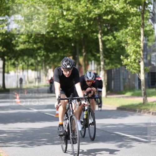 10.08.2025 - GEWOBA Citytriathlon Bremen Yannick Fuchs http://msf.ph/oto/8546963 10.08.2025 12:09:11 Radfahren 727, 731, 779, 837, 871, 890, 896 meine-sportfotos.de