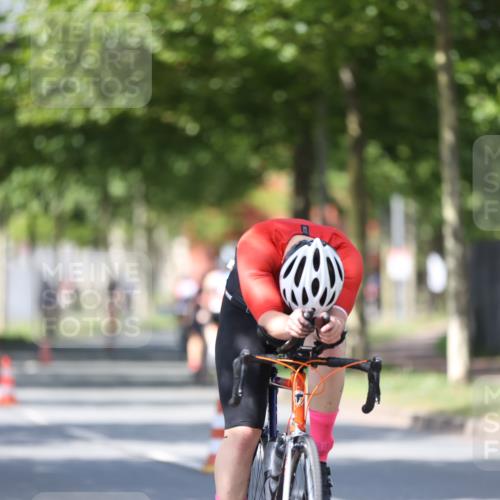 10.08.2025 - GEWOBA Citytriathlon Bremen Yannick Fuchs http://msf.ph/oto/8547121 10.08.2025 13:03:56 Radfahren 574, 576, 605, 625, 676, 685, 753, 812, 908, 965, 1007 meine-sportfotos.de