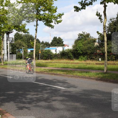 10.08.2025 - GEWOBA Citytriathlon Bremen Yannick Fuchs http://msf.ph/oto/8547160 10.08.2025 10:51:39 Radfahren 239, 241, 384, 396, 483 meine-sportfotos.de