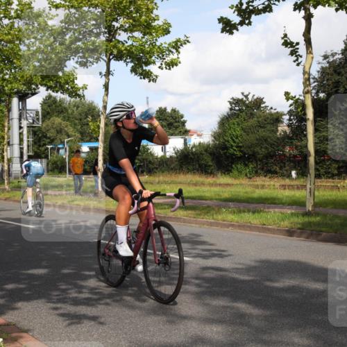 10.08.2025 - GEWOBA Citytriathlon Bremen Yannick Fuchs http://msf.ph/oto/8547344 10.08.2025 10:53:42 Radfahren 83, 442, 512 meine-sportfotos.de