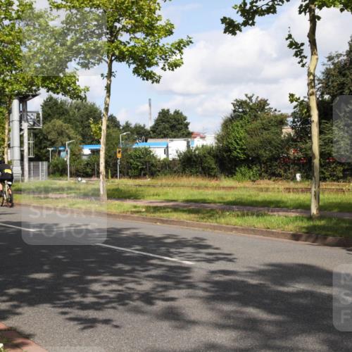 10.08.2025 - GEWOBA Citytriathlon Bremen Yannick Fuchs http://msf.ph/oto/8547370 10.08.2025 10:54:01 Radfahren 109, 359, 451, 461, 512 meine-sportfotos.de