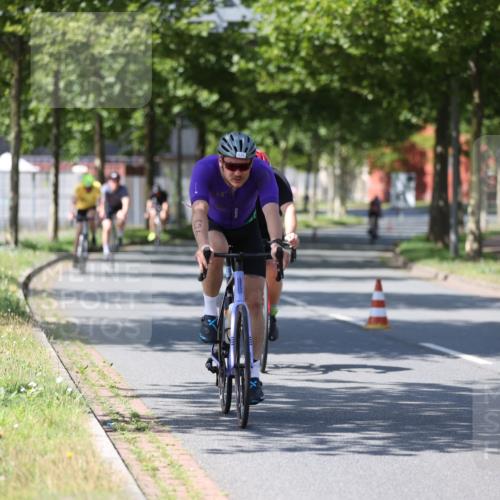 10.08.2025 - GEWOBA Citytriathlon Bremen Yannick Fuchs http://msf.ph/oto/8547734 10.08.2025 13:08:07 Radfahren 626, 643, 666, 687, 689, 774, 792, 838, 852 meine-sportfotos.de