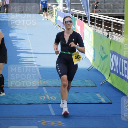 10.08.2025 - GEWOBA Citytriathlon Bremen H.Heesch http://msf.ph/oto/8547797 10.08.2025 11:31:27 Ziel 483 meine-sportfotos.de