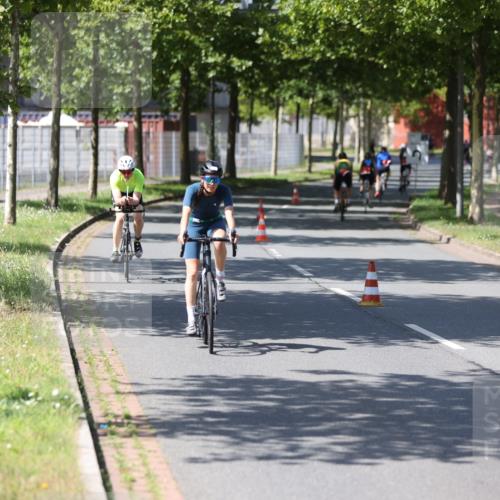 10.08.2025 - GEWOBA Citytriathlon Bremen Yannick Fuchs http://msf.ph/oto/8548178 10.08.2025 13:10:49 Radfahren 722, 833, 834, 858, 872, 891, 935, 1031 meine-sportfotos.de