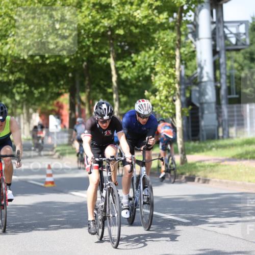 10.08.2025 - GEWOBA Citytriathlon Bremen Yannick Fuchs http://msf.ph/oto/8548237 10.08.2025 12:13:34 Radfahren 552, 612, 649, 664, 770, 774, 776, 823, 916, 1017 meine-sportfotos.de