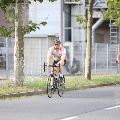 10.08.2025 - GEWOBA Citytriathlon Bremen Yannick Fuchs http://msf.ph/oto/8548539 10.08.2025 13:15:39 Radfahren 636, 749, 758, 843, 940, 1025 meine-sportfotos.de