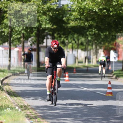 10.08.2025 - GEWOBA Citytriathlon Bremen Yannick Fuchs http://msf.ph/oto/8548610 10.08.2025 12:14:38 Radfahren 632, 681, 708, 735, 736, 738, 806, 838, 888 meine-sportfotos.de