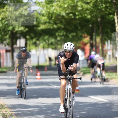 10.08.2025 - GEWOBA Citytriathlon Bremen Yannick Fuchs http://msf.ph/oto/8548729 10.08.2025 12:14:58 Radfahren 551, 627, 635, 657, 736, 753, 826, 857, 895, 897, 959, 1011, 1020 meine-sportfotos.de