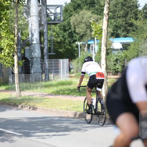 10.08.2025 - GEWOBA Citytriathlon Bremen Yannick Fuchs http://msf.ph/oto/8548993 10.08.2025 12:15:52 Radfahren 600, 626, 641, 682, 686, 707, 715, 824, 836, 839, 840, 859, 891, 1016, 1022 meine-sportfotos.de