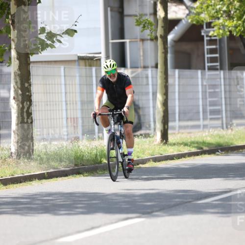 10.08.2025 - GEWOBA Citytriathlon Bremen Yannick Fuchs http://msf.ph/oto/8549017 10.08.2025 13:19:27 Radfahren 762, 803, 983, 1002 meine-sportfotos.de