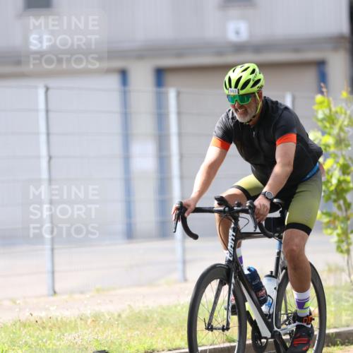 10.08.2025 - GEWOBA Citytriathlon Bremen Yannick Fuchs http://msf.ph/oto/8549040 10.08.2025 13:19:29 Radfahren 762, 803, 983 meine-sportfotos.de