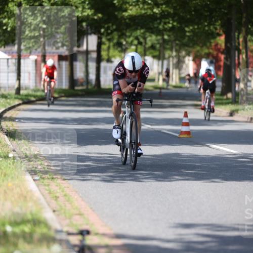 10.08.2025 - GEWOBA Citytriathlon Bremen Yannick Fuchs http://msf.ph/oto/8549161 10.08.2025 12:17:42 Radfahren 560, 566, 741, 765, 766, 912, 1025 meine-sportfotos.de