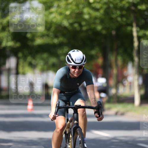 10.08.2025 - GEWOBA Citytriathlon Bremen Yannick Fuchs http://msf.ph/oto/8549252 10.08.2025 12:17:57 Radfahren 553, 560, 566, 741, 765, 794, 833, 867, 933, 966, 977, 1025 meine-sportfotos.de