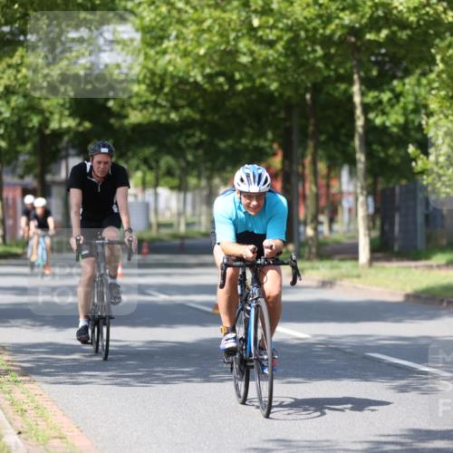 10.08.2025 - GEWOBA Citytriathlon Bremen Yannick Fuchs http://msf.ph/oto/8549516 10.08.2025 12:18:54 Radfahren 556, 642, 652, 789, 790, 825, 853, 978, 982, 1015, 1018 meine-sportfotos.de