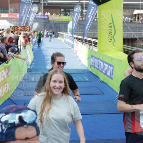 10.08.2025 - GEWOBA Citytriathlon Bremen H.Heesch http://msf.ph/oto/8549553 10.08.2025 11:38:00 Ziel 89, 141, 237, 453 meine-sportfotos.de