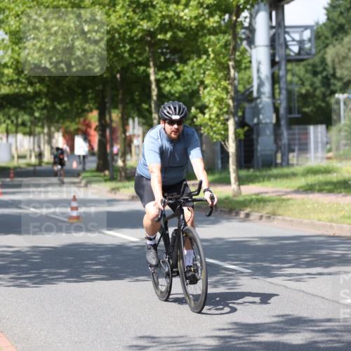 10.08.2025 - GEWOBA Citytriathlon Bremen Yannick Fuchs http://msf.ph/oto/8549594 10.08.2025 12:19:27 Radfahren 749, 750, 762, 804, 872, 1033 meine-sportfotos.de