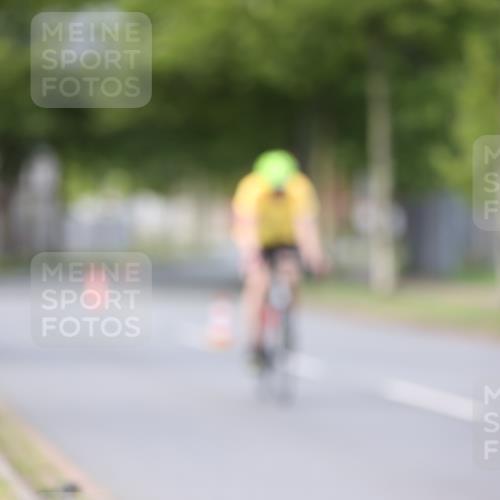 10.08.2025 - GEWOBA Citytriathlon Bremen Yannick Fuchs http://msf.ph/oto/8549668 10.08.2025 13:30:06 Radfahren 792, 942 meine-sportfotos.de