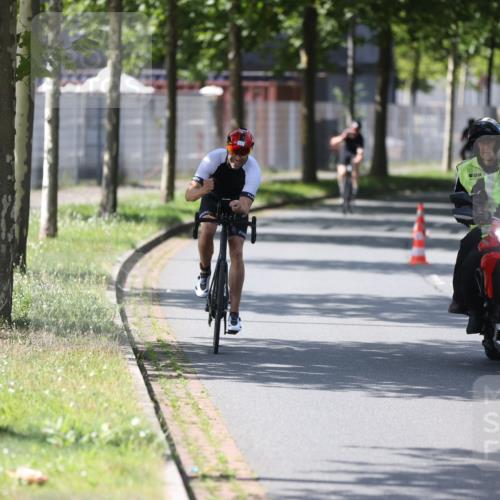 10.08.2025 - GEWOBA Citytriathlon Bremen Yannick Fuchs http://msf.ph/oto/8550039 10.08.2025 14:12:10 Radfahren 12, 27, 42, 156, 168, 172 meine-sportfotos.de