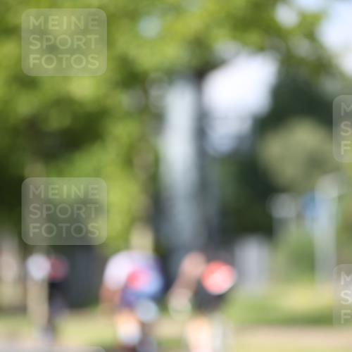 10.08.2025 - GEWOBA Citytriathlon Bremen Yannick Fuchs http://msf.ph/oto/8550164 10.08.2025 12:22:27 Radfahren 580, 602, 663, 665, 803, 848, 870, 910, 1023 meine-sportfotos.de