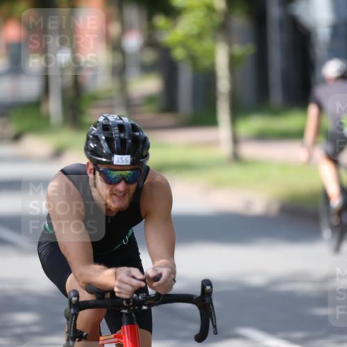 10.08.2025 - GEWOBA Citytriathlon Bremen Yannick Fuchs http://msf.ph/oto/8550223 10.08.2025 14:12:45 Radfahren 66, 117, 148, 155 meine-sportfotos.de