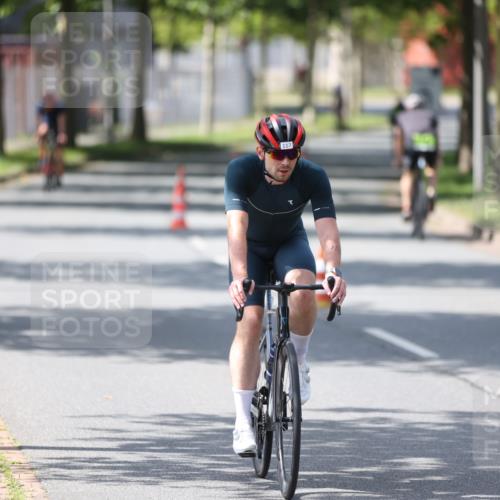 10.08.2025 - GEWOBA Citytriathlon Bremen Yannick Fuchs http://msf.ph/oto/8550232 10.08.2025 14:12:47 Radfahren 95, 117, 148, 155 meine-sportfotos.de