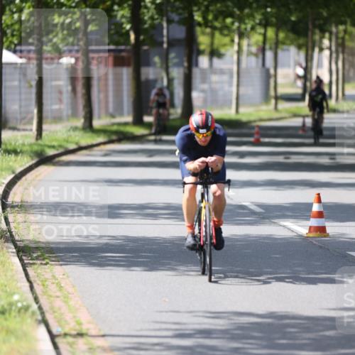10.08.2025 - GEWOBA Citytriathlon Bremen Yannick Fuchs http://msf.ph/oto/8550252 10.08.2025 14:12:52 Radfahren 95, 117, 148, 155 meine-sportfotos.de