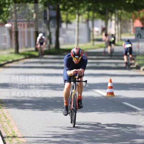 10.08.2025 - GEWOBA Citytriathlon Bremen Yannick Fuchs http://msf.ph/oto/8550258 10.08.2025 14:12:52 Radfahren 95, 117, 148, 155 meine-sportfotos.de