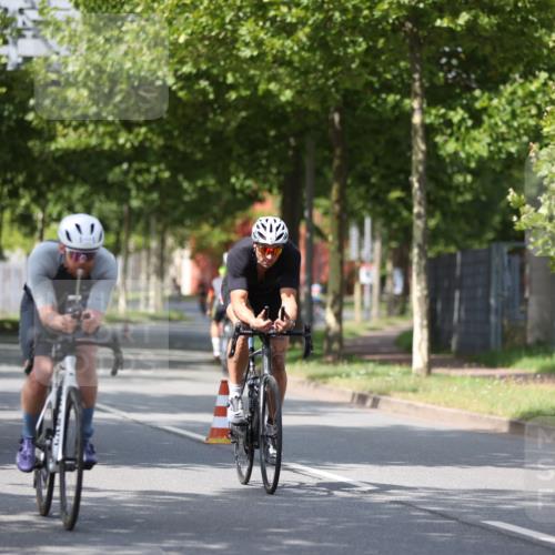 10.08.2025 - GEWOBA Citytriathlon Bremen Yannick Fuchs http://msf.ph/oto/8550280 10.08.2025 12:22:50 Radfahren 580, 634, 658, 690, 714, 729, 926 meine-sportfotos.de