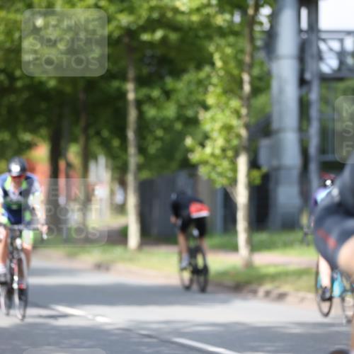 10.08.2025 - GEWOBA Citytriathlon Bremen Yannick Fuchs http://msf.ph/oto/8550435 10.08.2025 12:23:26 Radfahren 589, 606, 638, 696, 740, 754, 802, 921, 934, 945, 953 meine-sportfotos.de