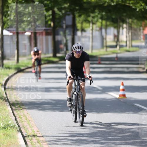 10.08.2025 - GEWOBA Citytriathlon Bremen Yannick Fuchs http://msf.ph/oto/8550469 10.08.2025 14:13:38 Radfahren 14, 26, 44, 112, 175 meine-sportfotos.de